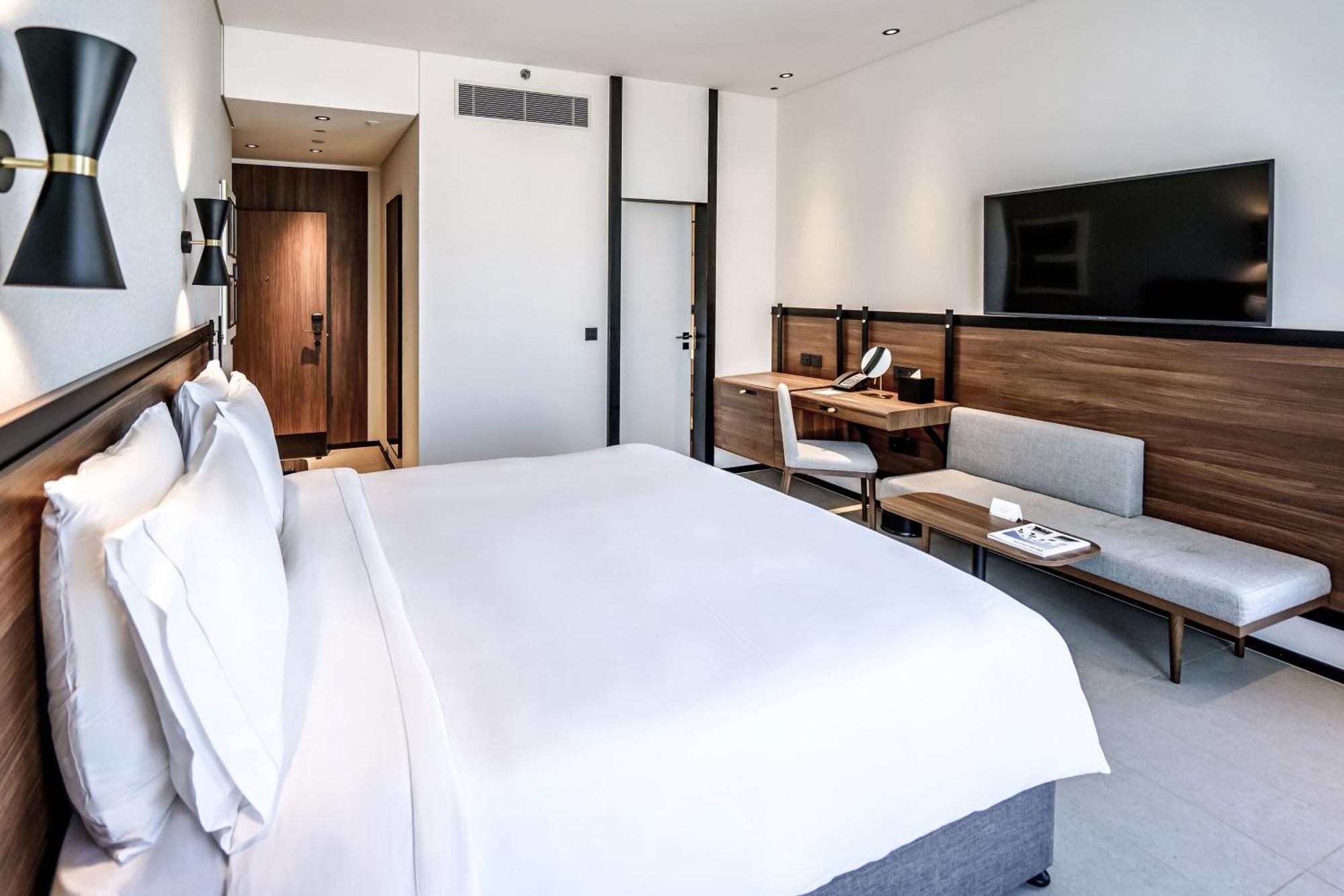 Form Al Jaddaf, Dubai, A Member Of Design 4*
