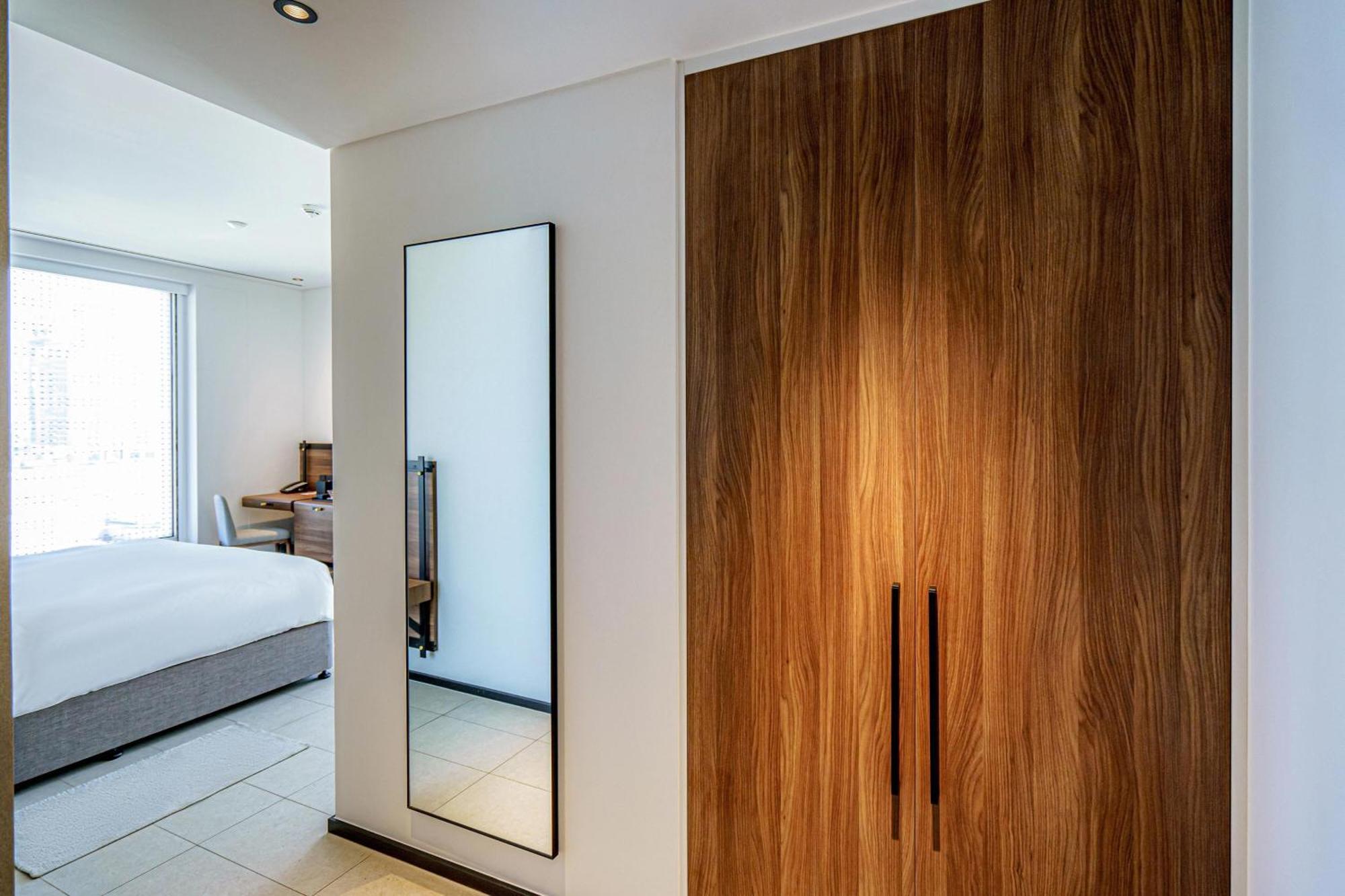 Form Al Jaddaf, Dubai, A Member Of Design Hotel Dubai