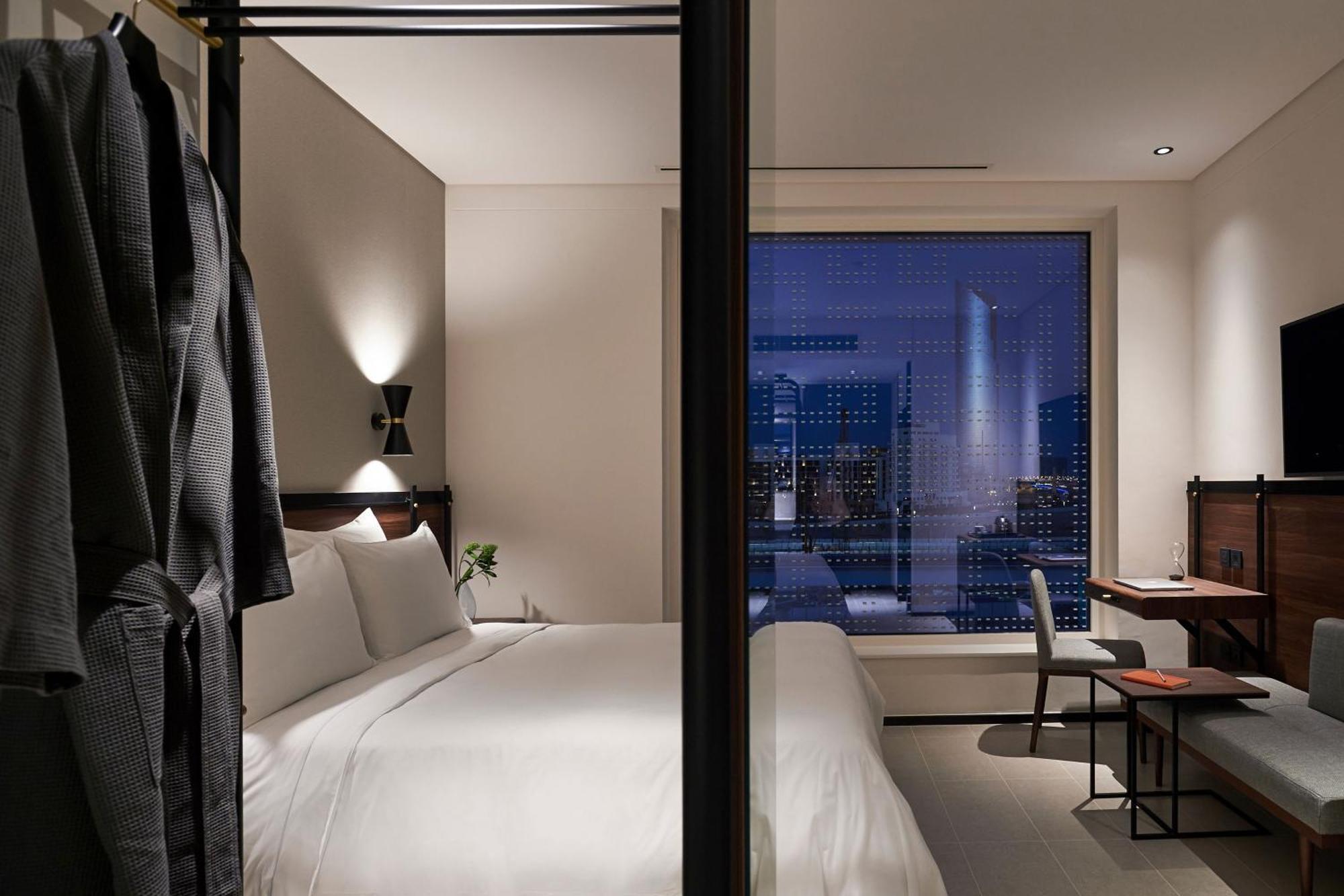 Form Al Jaddaf, Dubai, A Member Of Design